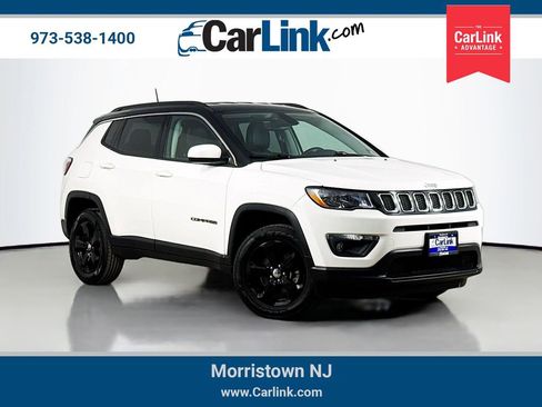 Used 2019 Jeep Compass Latitude w/ Popular Equipment Group AWD/4WD image 1
