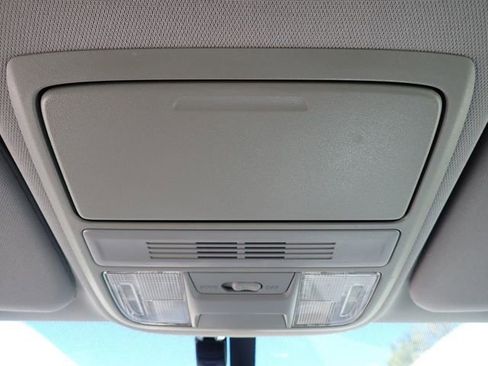 Used 2019 Honda CR-V LX image 26