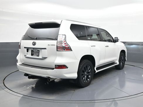 Used 2022 Lexus GX 460 Premium w/ Premium Plus Package AWD/4WD image 7