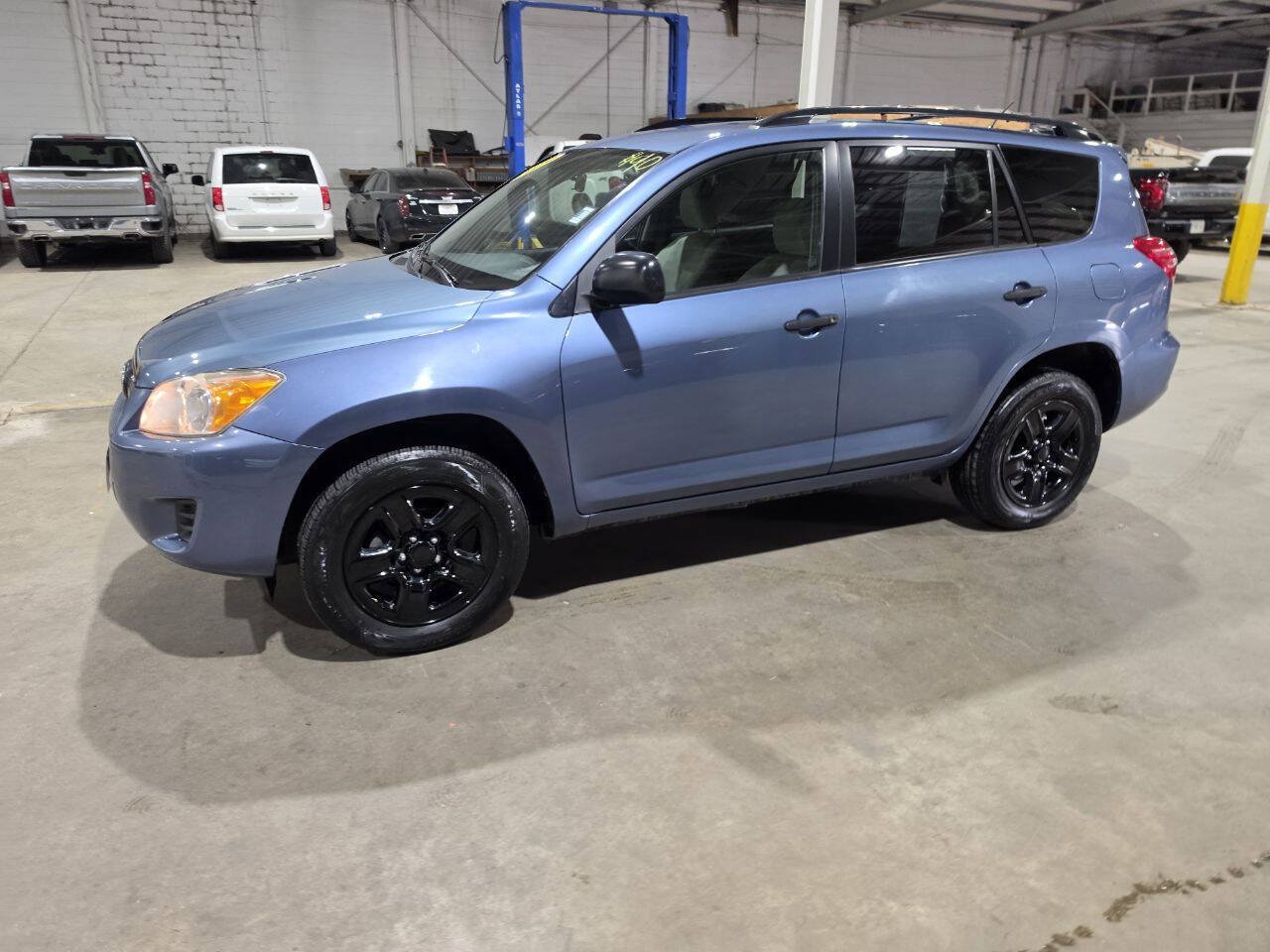 Used 2009 Toyota RAV4 4WD image 1