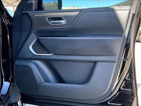 New 2026 INFINITI QX80 Luxe image 22