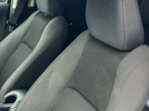 Used 2021 Honda HR-V EX image 24