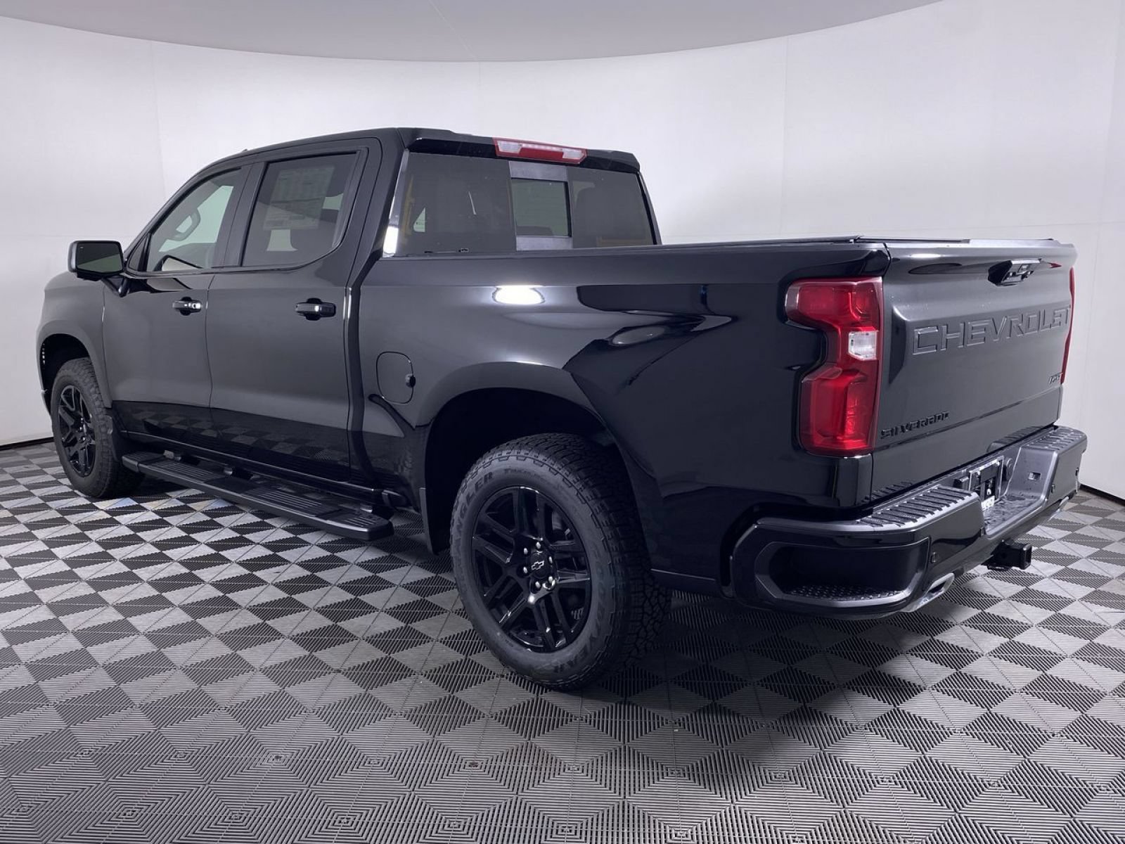 New 2026 Chevrolet Silverado 1500 RST w/ RST All Star Premium Package AWD/4WD image 19