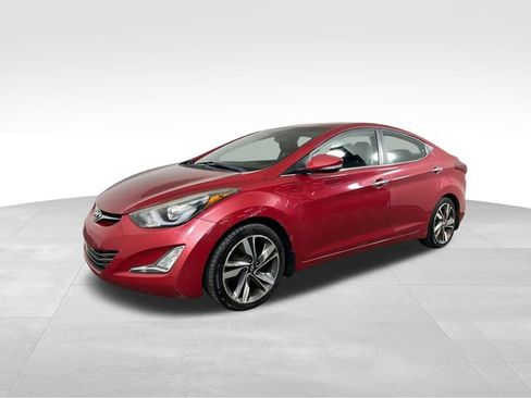 Used 2014 Hyundai Elantra Limited w/ Option Group 03 FWD image 2