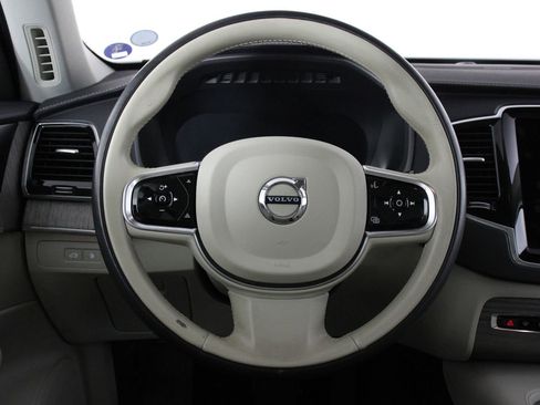 Used 2023 Volvo XC90 T8 Ultimate AWD/4WD image 8