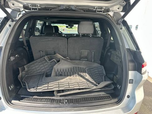 Certified 2023 Jeep Grand Cherokee L Laredo AWD/4WD image 7