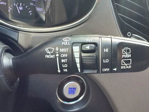 Used 2017 Hyundai Santa Fe Limited w/ Cargo Package image 14