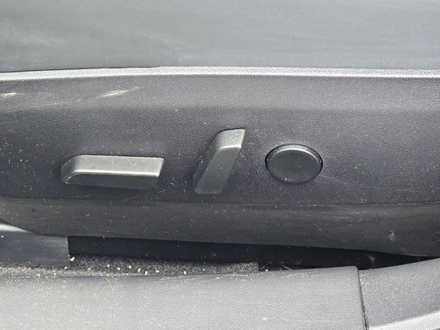 Used 2018 Tesla Model 3 AWD/4WD image 14