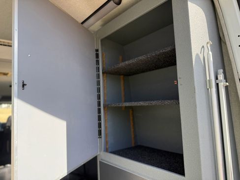 Used 2011 Mercedes-Benz Sprinter 2500 w/ Premium Pkg image 30