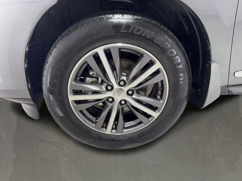 Used 2019 INFINITI QX60 Luxe w/ Essential Package image 38