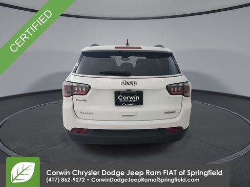 Used 2023 Jeep Compass Latitude image 7