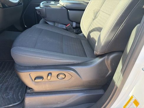 Used 2022 Chevrolet Silverado 1500 LT image 9