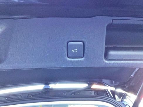 Used 2024 Ford Escape SE w/ PHEV Premium Package FWD image 21