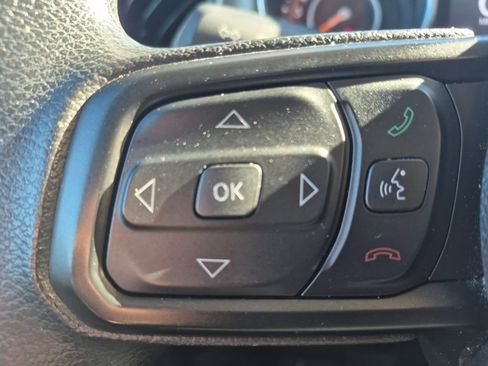 Used 2021 Jeep Gladiator Sport image 21