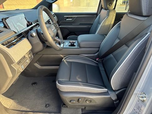 Used 2026 GMC Sierra EV Elevation AWD/4WD image 26