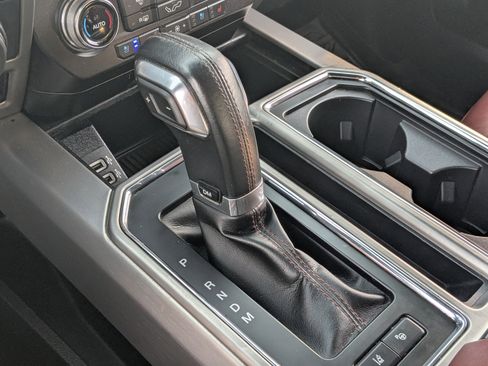 Used 2020 Ford F150 Platinum w/ Technology Package image 25