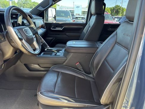 Used 2025 GMC Sierra 2500 Denali w/ Denali Reserve Package AWD/4WD image 18