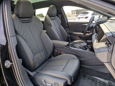 New 2025 Audi S6 e-tron Premium Plus image 10