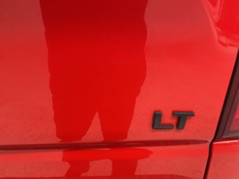 Used 2020 Chevrolet Silverado 1500 LT Trail Boss image 7