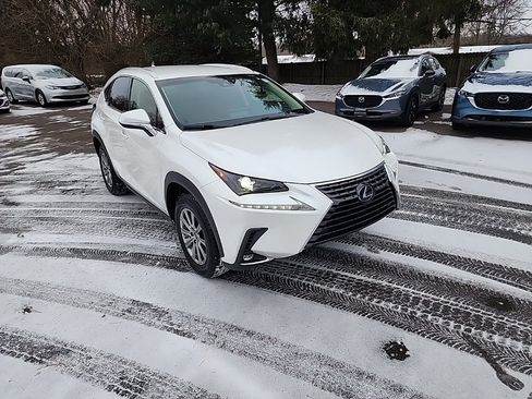 Used 2018 Lexus NX 300h AWD image 3