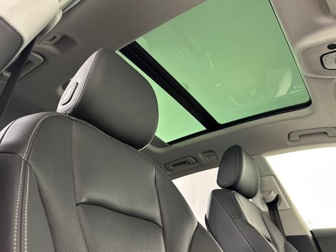 Used 2023 Audi Q8 Premium Plus w/ Premium Plus Package image 16