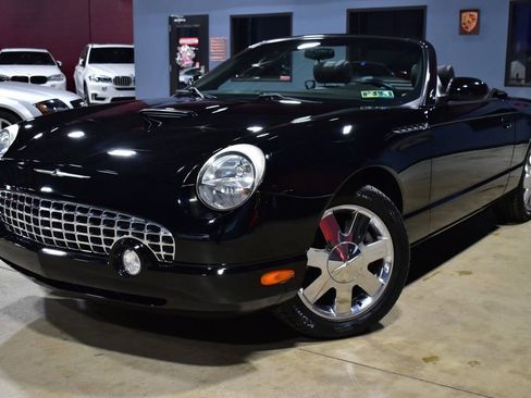 Used 2002 Ford Thunderbird image 4