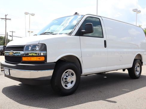 New 2025 Chevrolet Express 2500 w/ Driver Convenience Package image 5