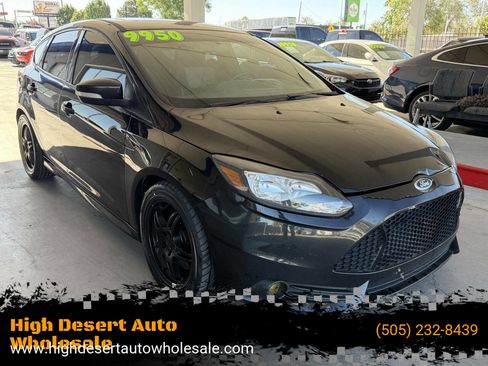 Used 2013 Ford Focus ST FWD image 1