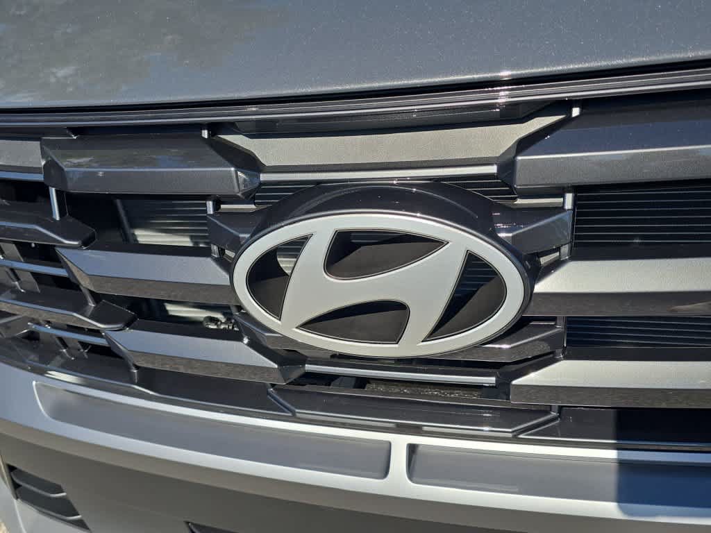 New 2026 Hyundai Tucson SE w/ Tow & Go Package FWD image 12