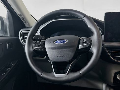 Used 2023 Ford Escape SE w/ PHEV Premium Package image 18