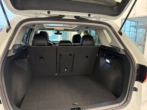 Used 2024 Volkswagen Taos SE image 26