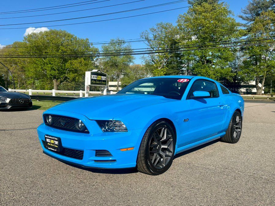 Used 2013 Ford Mustang GT Premium w/ Security Pkg RWD image 1