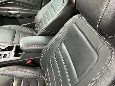 Used 2017 Ford Escape Titanium w/ Equipment Group 301A image 5