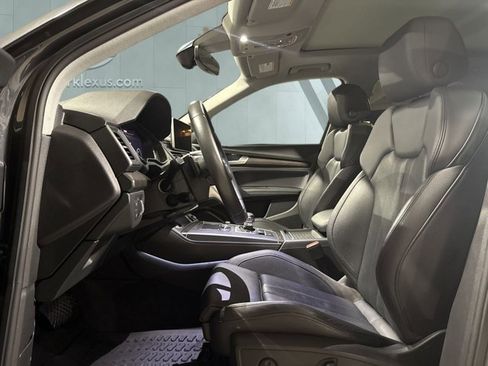 Used 2019 Audi Q5 2.0T Premium Plus w/ Premium Plus Package image 9