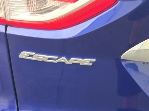 Used 2014 Ford Escape Titanium AWD/4WD image 7