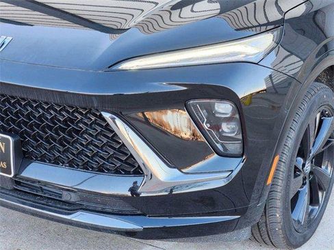 New 2025 Buick Envision Sport Touring image 6