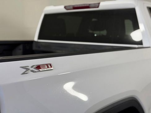 Used 2023 GMC Sierra 1500 SLE AWD/4WD image 11