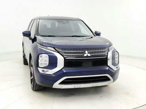 Used 2024 Mitsubishi Outlander FWD image 8