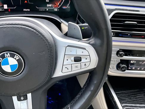Used 2022 BMW 740i w/ M Sport Package image 23