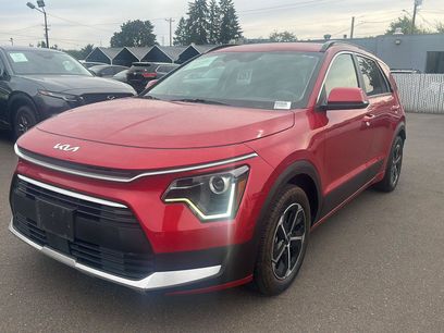 Used 2023 Kia Niro EX