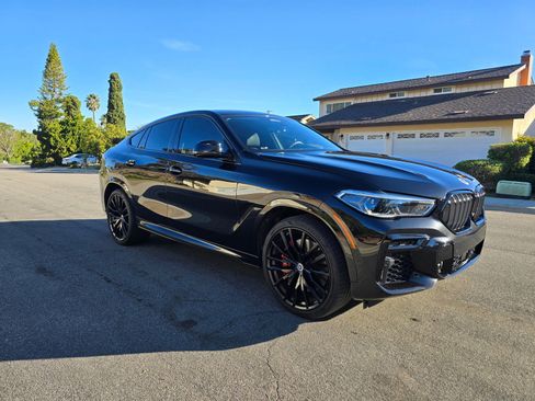 Used 2023 BMW X6 M50i w/ Executive Package image 5