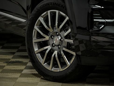 New 2026 GMC Terrain Denali w/ LPO, Floor Liner Package AWD/4WD image 3