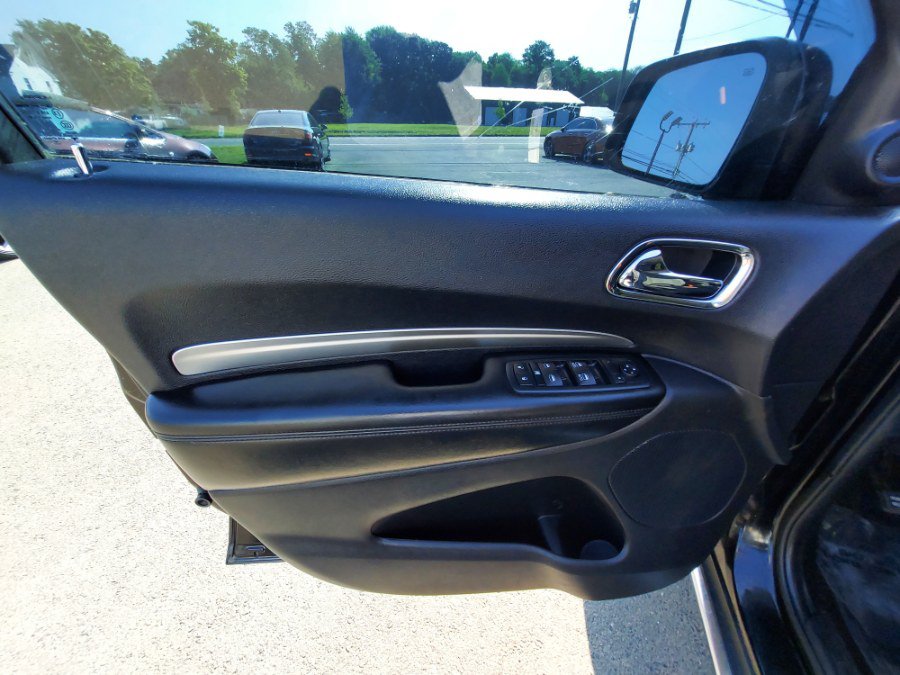 Used 2017 Dodge Durango SXT w/ Quick Order Package 23B AWD/4WD image 8
