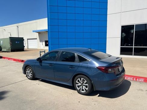 Used 2026 Honda Civic LX image 9
