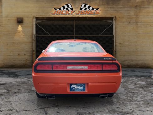 Used 2008 Dodge Challenger SRT8 RWD image 4