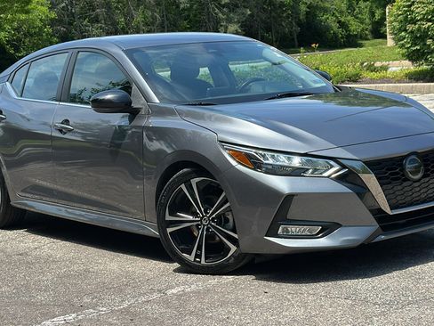Used 2023 Nissan Sentra SR w/ Trunk Package FWD image 1
