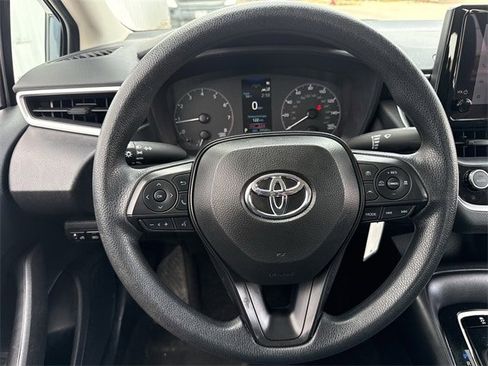 Used 2024 Toyota Corolla LE image 13