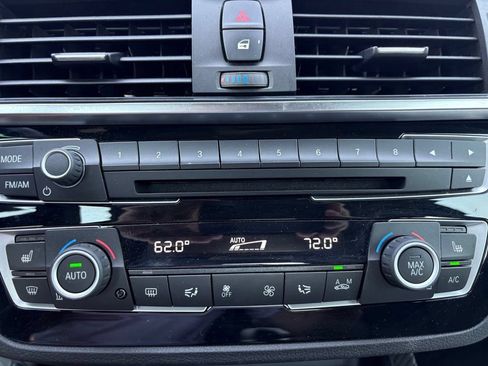 Used 2018 BMW M2 RWD image 10