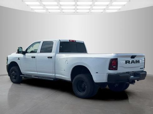 New 2026 RAM 3500 Tradesman AWD/4WD image 5