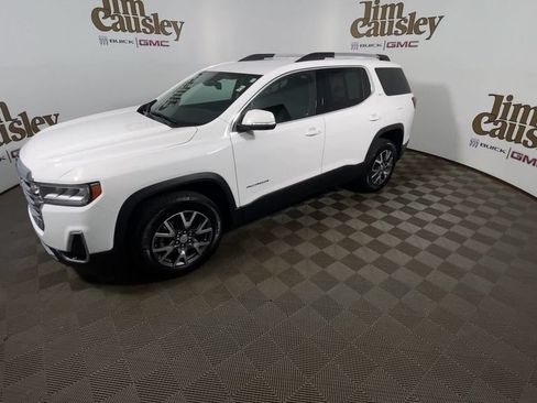 Used 2023 GMC Acadia SLT w/ Preferred Package AWD/4WD image 4